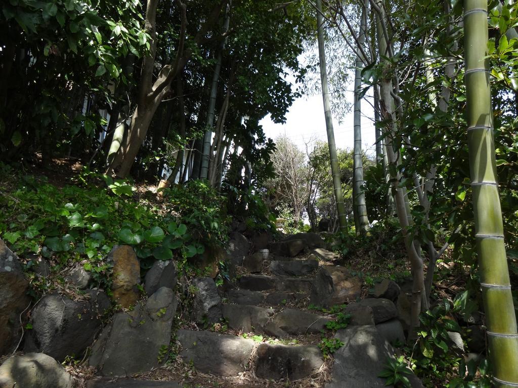 Ryokan Izuna Hotel Atami  Bagian luar foto