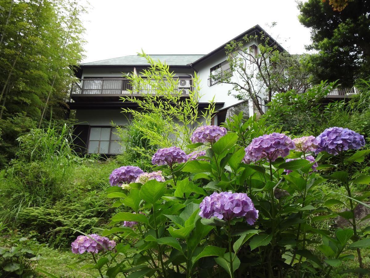 Ryokan Izuna Hotel Atami  Bagian luar foto