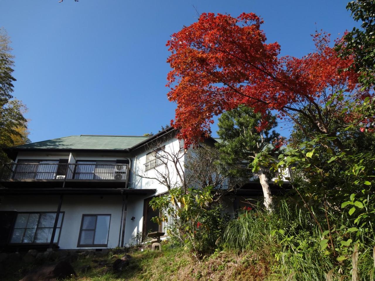 Ryokan Izuna Hotel Atami  Bagian luar foto