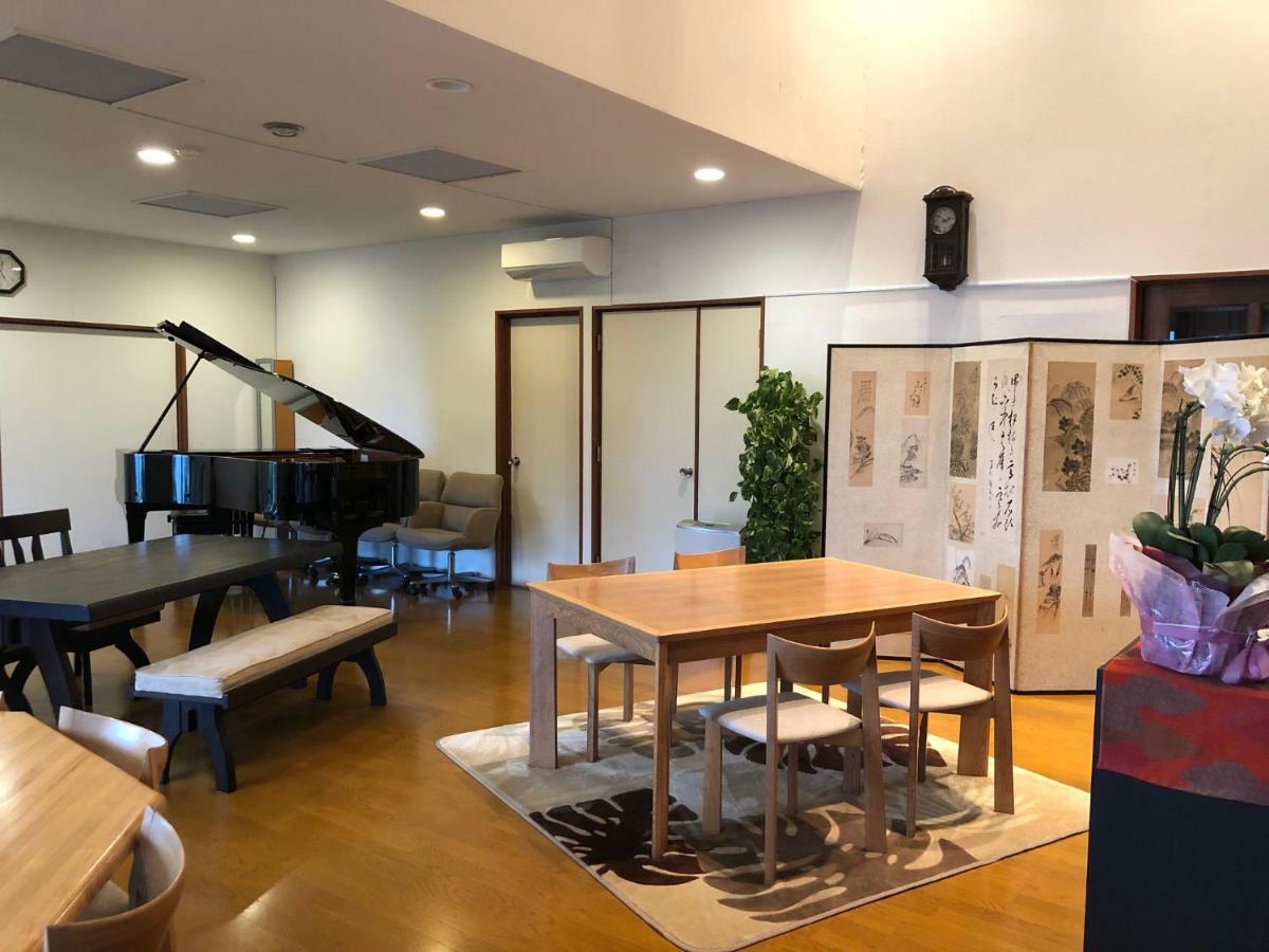 Ryokan Izuna Hotel Atami  Bagian luar foto